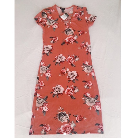 Rue 21 pink floral dress 👛🌸💫 - Picture 1 of 2